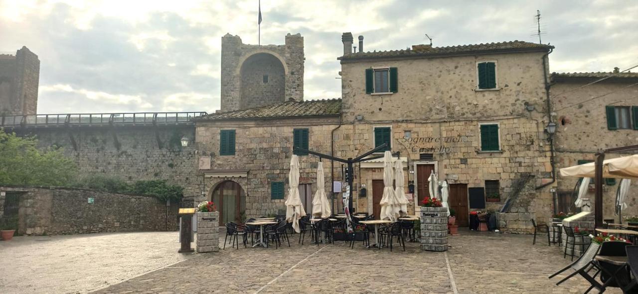 Hotel Sognare Nel Castello Monteriggioni Exterior foto